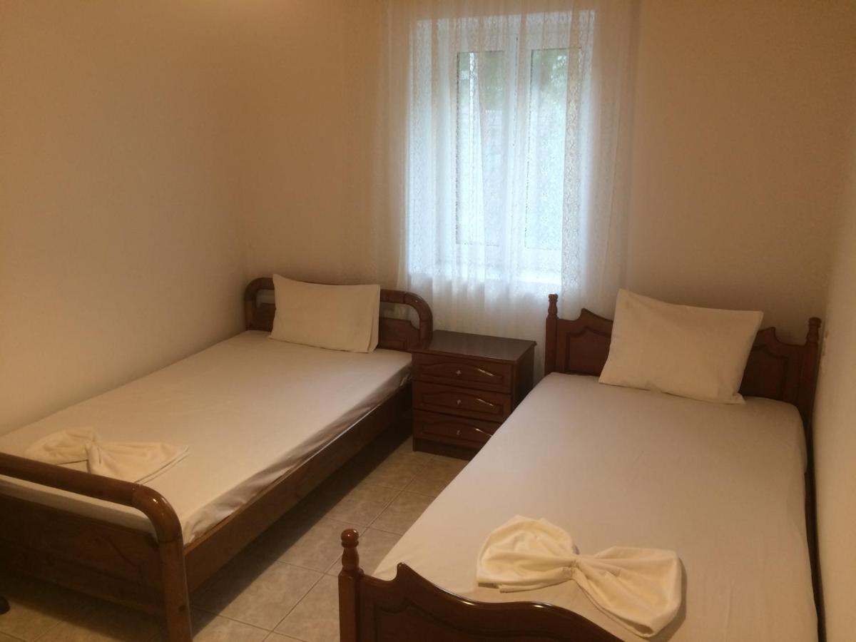 Guesthouse "Athina" Elliniko  Екстериор снимка